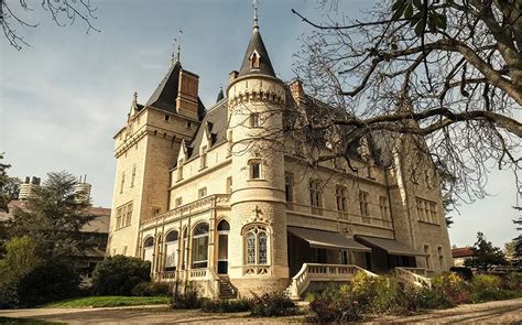 Notranjost kuhinje prestižne kulinarične šole Institut Paul Bocuse
