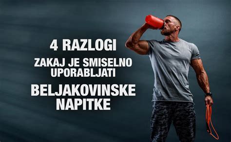 Oseba pije beljakovinski napitek po treningu