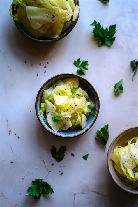The finished dish of sweet cabbage with caraway, garnished