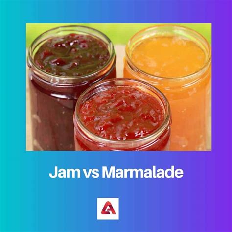 Photo showing the difference between smooth jam and chunky marmalade