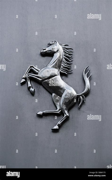 Logotip Ferrarija