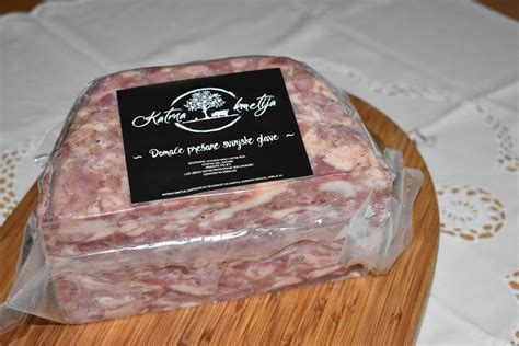 Prikaz domače svinjske paštete