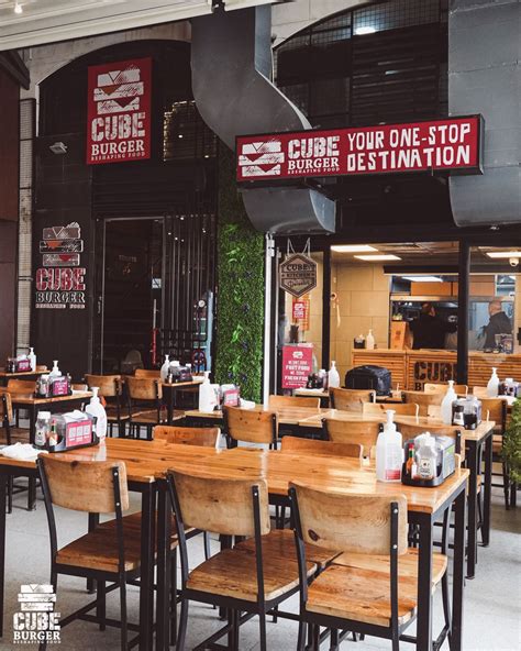Zunanji posnetek restavracije Cube Burger v BTC Cityju