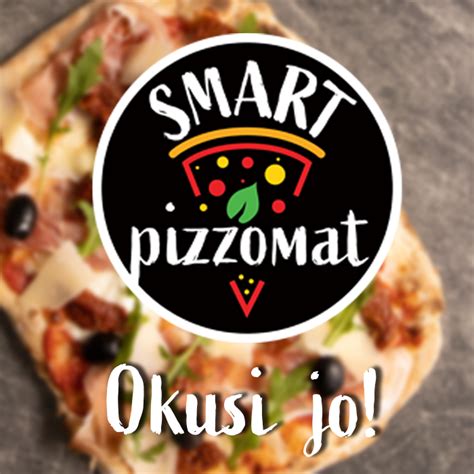 Tematska fotografija sveže pečene pizze
