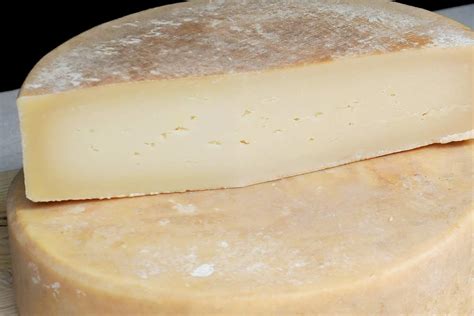 fotografija: manchego sir na deski