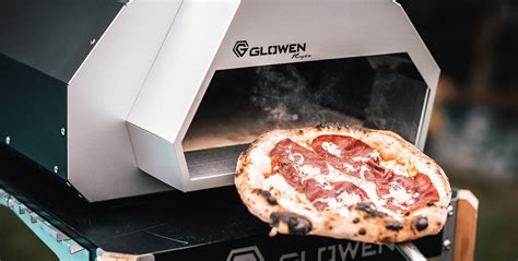 slika stare električne peči za pice v Pizzeriji Parma