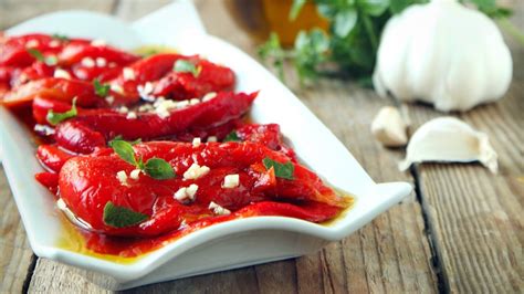 pečena paprika in česen