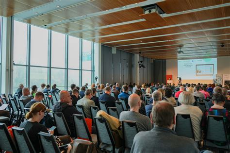 Znanstveniki razpravljajo o odprti znanosti na konferenci