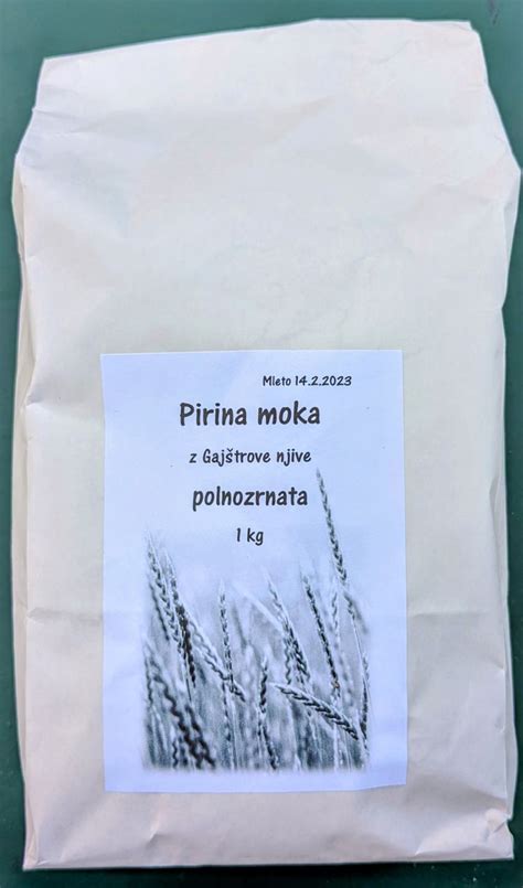 Fotografija: Pirino zrnje in pirina moka