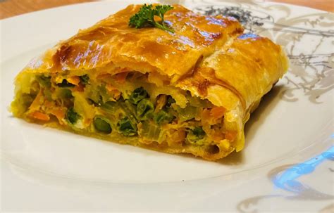 Zelenjavni zavitek na pekaču