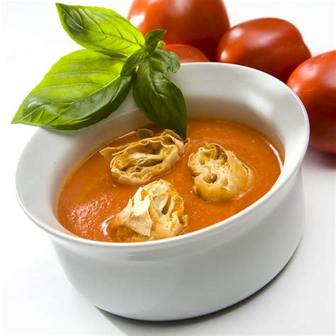 infografika z razlogi, zakaj so zelenjavne juhe idealne za ponedeljek