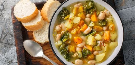 enolončnica s cvetačo, grahom in makaroni