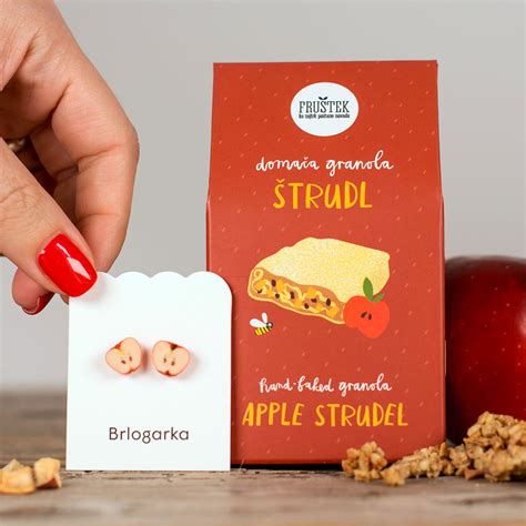 slika jabolčnega zavitka z različnimi sestavinami