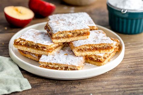 pečena LCHF jabolčna pita s koščki