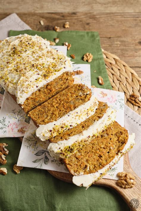 Fotografija hitrega orehovega peciva z maskarpone kremo