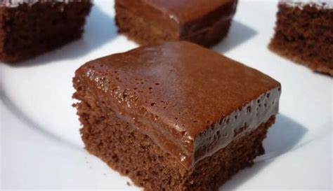 nanos čokoladne glazure na biskvit