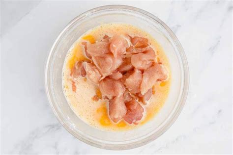 infografika z osnovnimi koraki priprave sladko-kislega piščanca