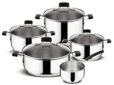 Različni lonci za kuhanje različnih velikosti in materialov