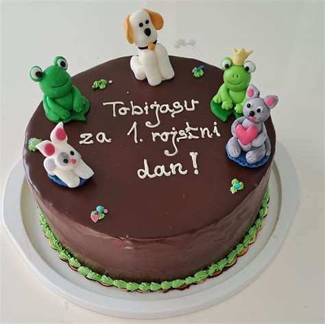 Primer otroške torte z motivom risanega junaka