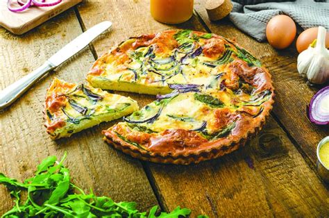 Slika jedi: Pica iz polente s paradižnikom in mocarelo