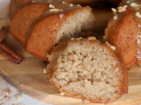 Vegansko jabolčno pecivo v obliki šarklja