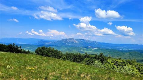 Fotografija ekoturizma Hudičevec s pogledom na Nanos