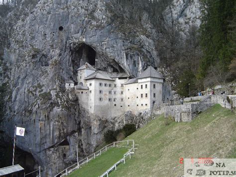 Fotografija Gostilne Požar z razgledom na Predjamski grad