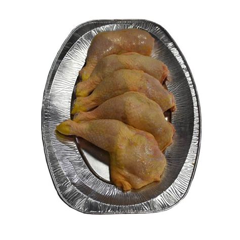 Piščančje stegno s krompirjem, pečeno v foliji.