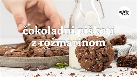Tematsko fotografijo čokoladnih piškotov Rudolf.