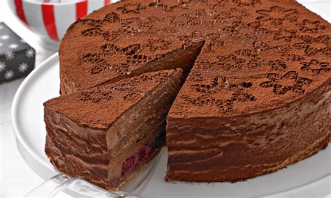 Čokoladna mousse torta
