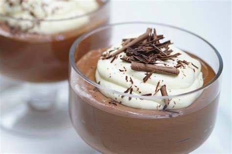 čokoladni mousse s sladkim krompirjem