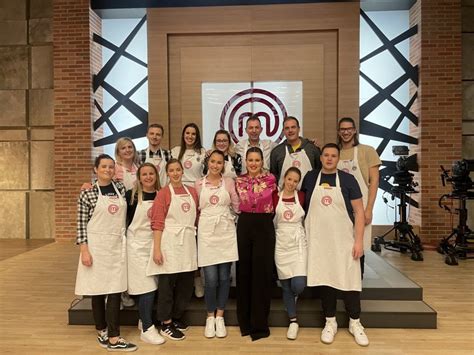 Sestavljanje palačinkaste torte v MasterChef Slovenija