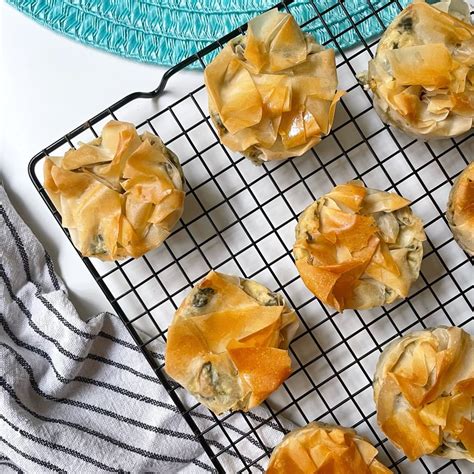 Mini špinačne pite v modelčkih za mafine
