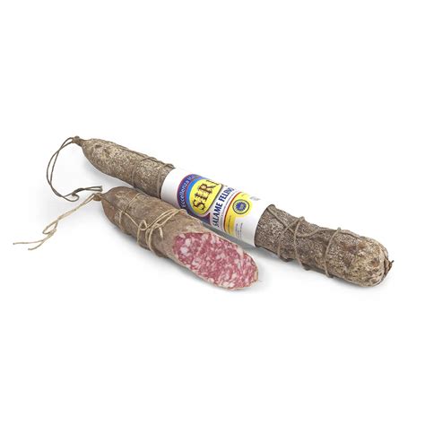 fotografija različnih lokalnih pridelkov (siri, salame, zelenjava)