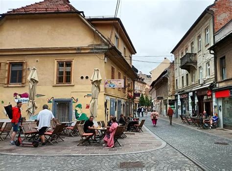 fotografija slaščičarne Rašica na Trubarjevi ulici