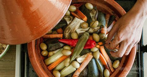 Maroški tagine s piščancem in zelenjavo