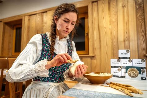 Ilustracija postopka izdelave zrnatega sira