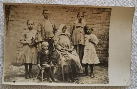 stara fotografija internata ali sirotišnice