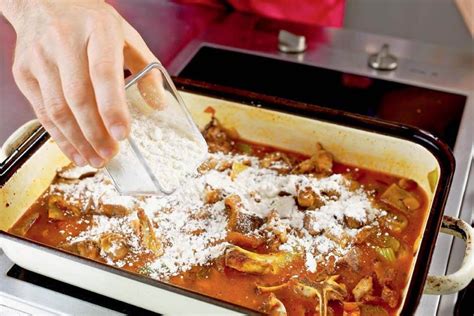 priprava temne mesne omake (demi-glace)