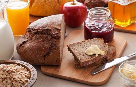 prikaz testa gostote marmelade na krožniku