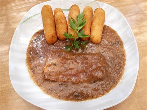 zdrobovi kroketi s omako