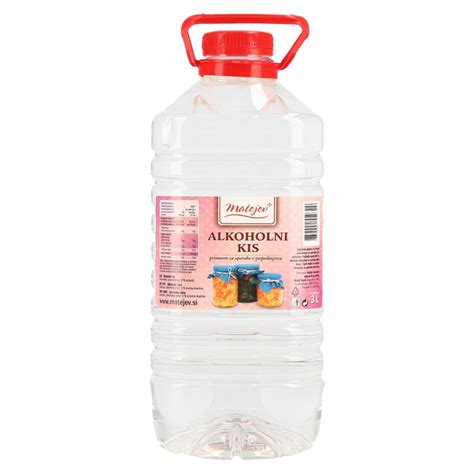 steklenica alkoholnega kisa in krpa za čiščenje