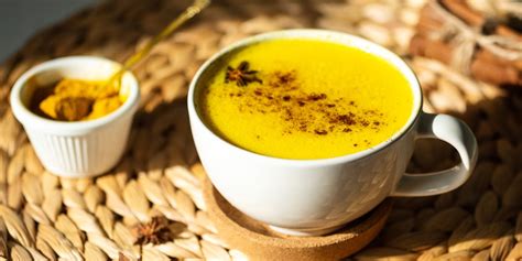 Ilustracija Kefalonske pite pred in po peki