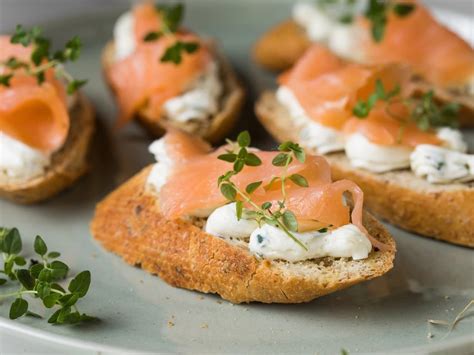 Prikaz lososove pite s pirejem