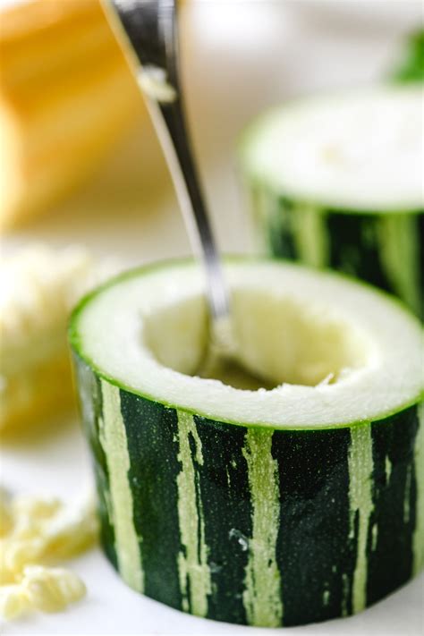 Infographic showing the steps of hollowing out zucchini