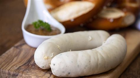 Tematično foto: Nemška Weißwurst s sladko gorčico in preste