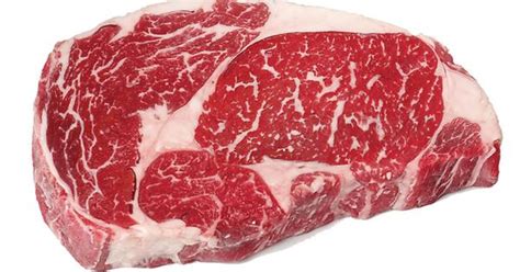 Fotografija govejih steakov različnih pečenosti