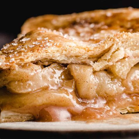 Photo of a perfectly baked apple pie