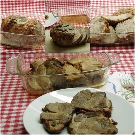 Fotografija pečene mrežne pečenke, postrežene z zelišči in prilogo na prazničnem krožniku.