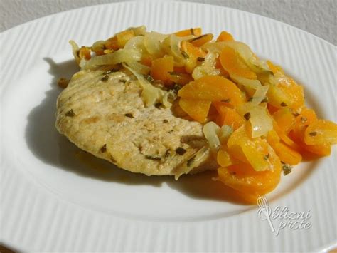 priprava svinjskih zrezkov s solato